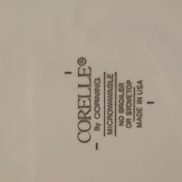 Corelle By Corning Discontinued Holiday Magic Christmas Tree Presents Pie Plate - Picture 5 of 7